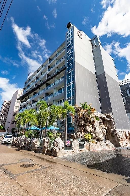 Large Luxury - Centre - Centara Avenue, Pool View - 805 อพาร์ทเม้น