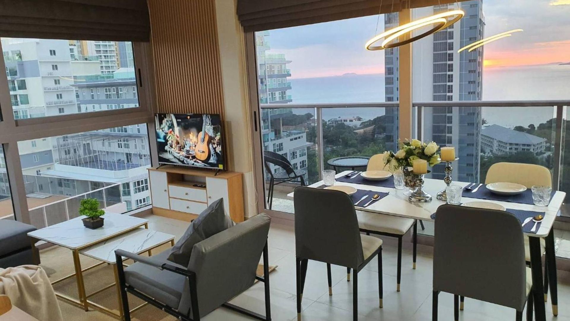 The Guestrooms *