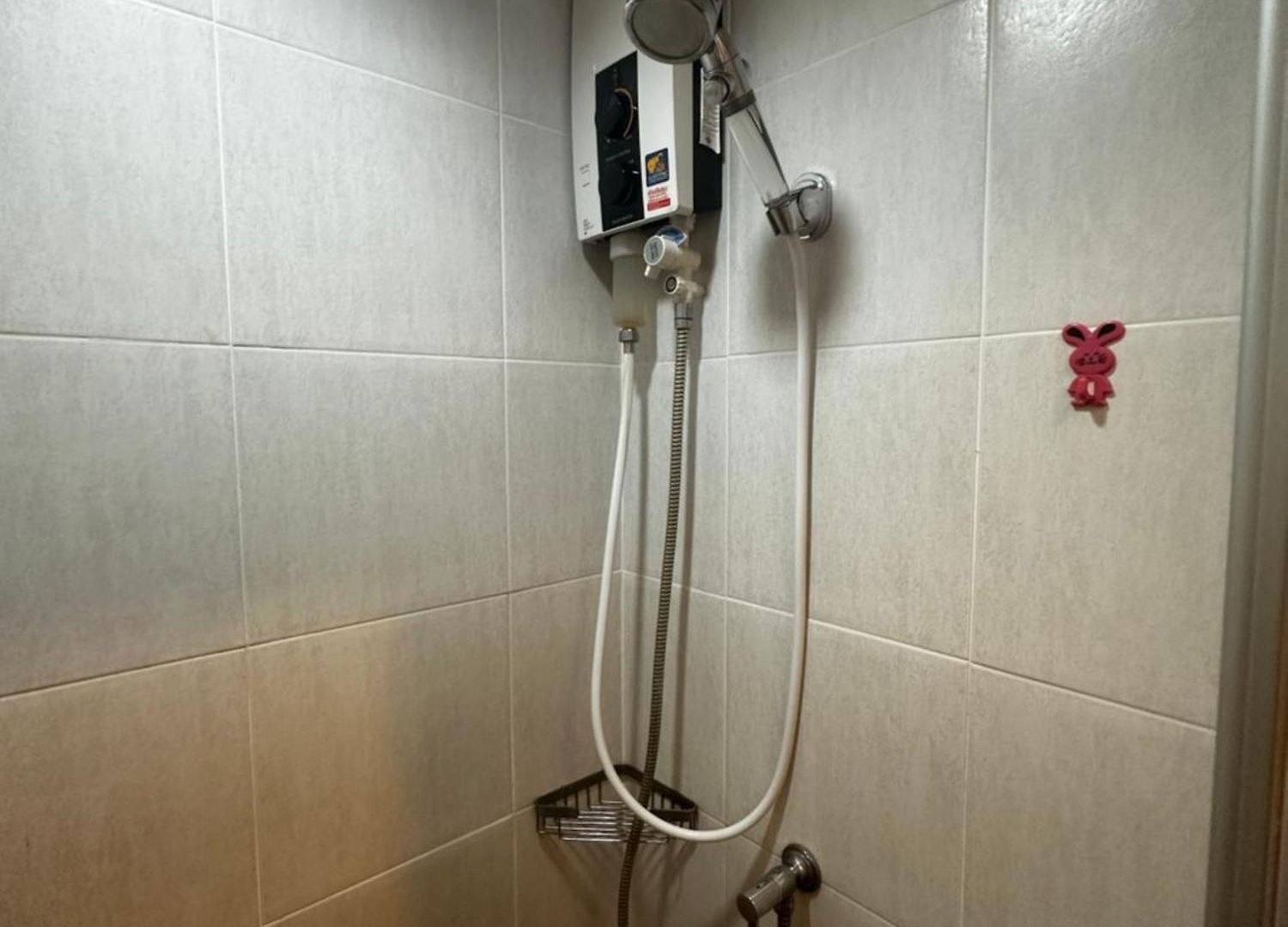 อพาร์ทเม้น Lumpini Naklua Select Pool *