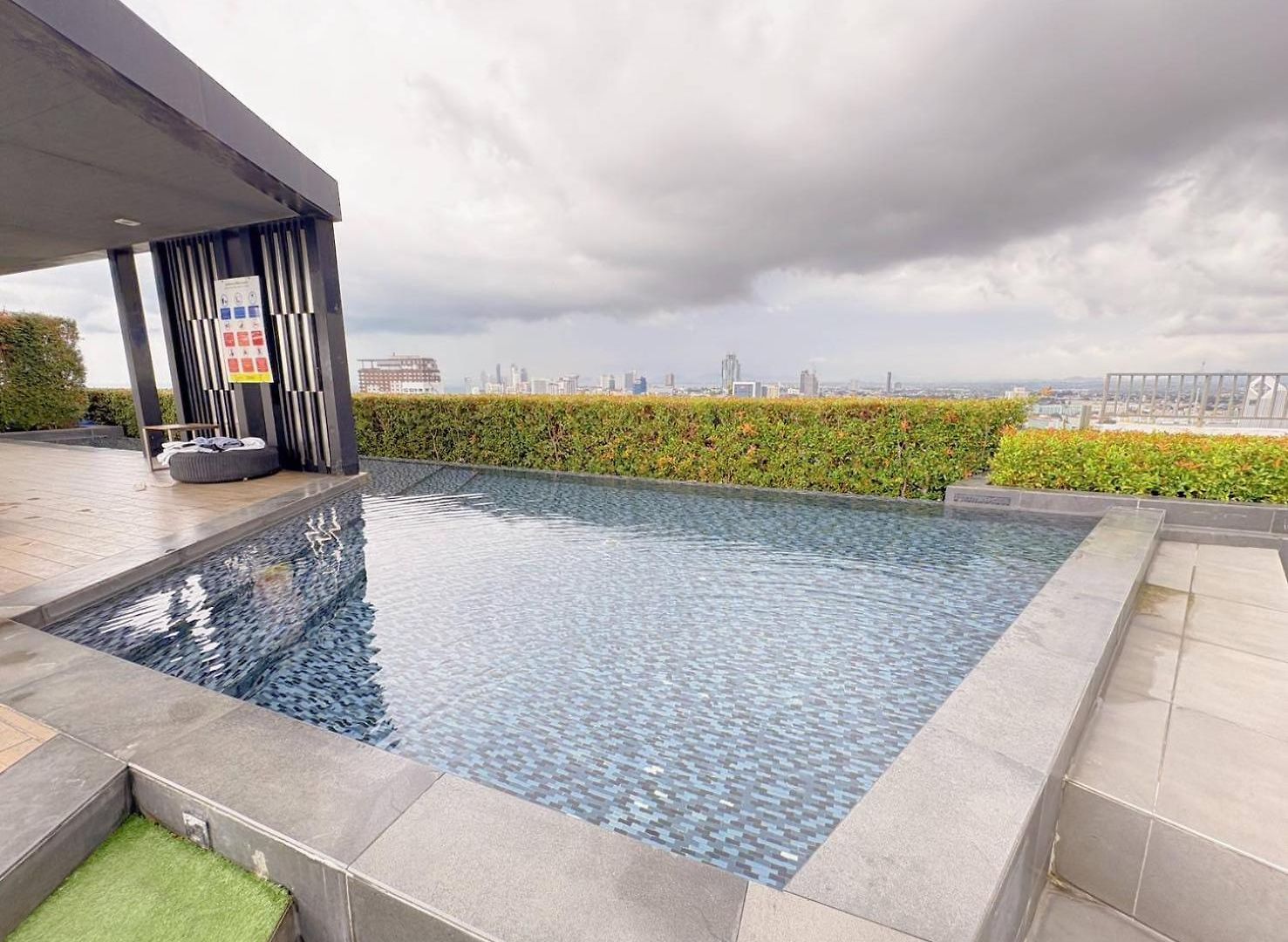 The Base By Uricity อพาร์ทเม้น Pattaya