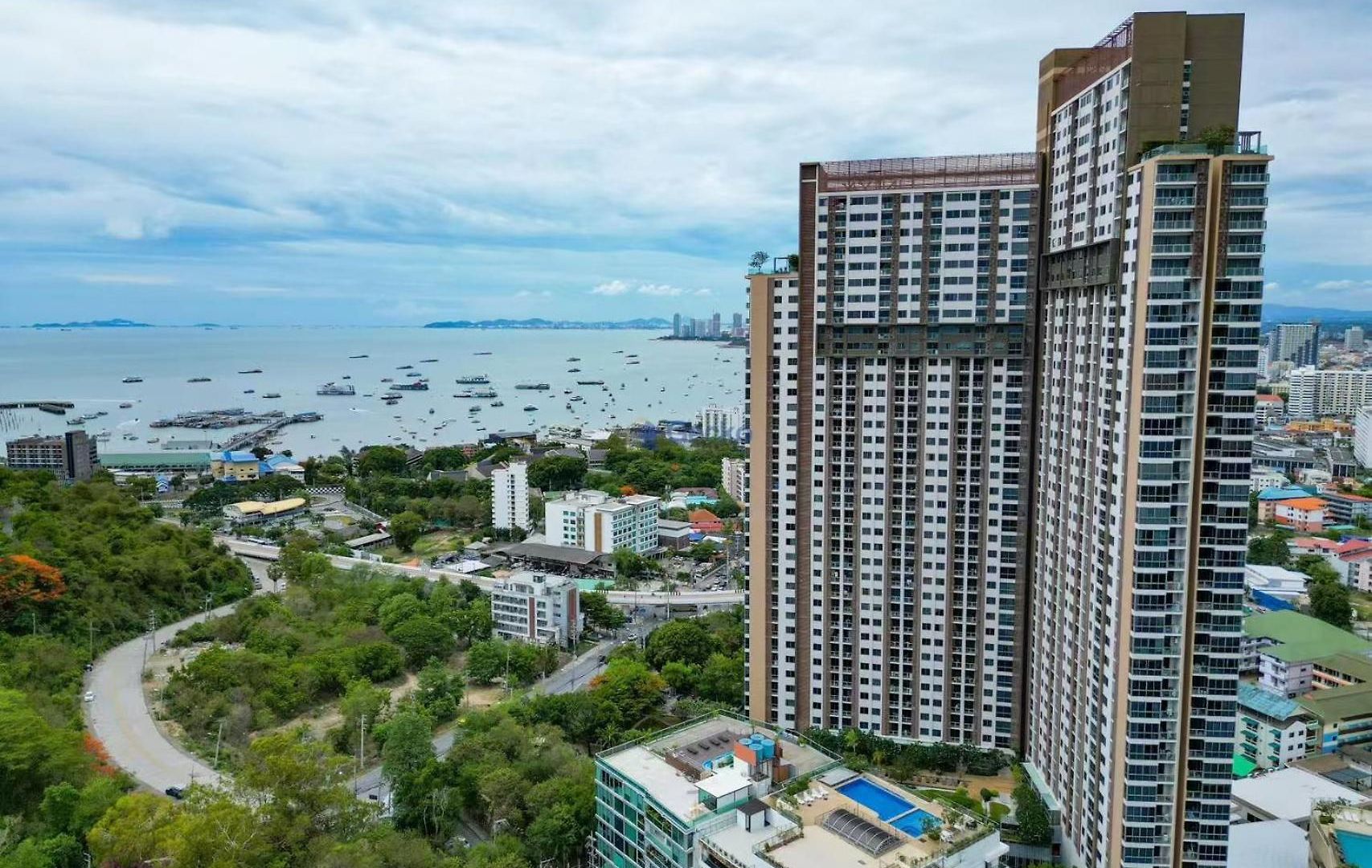 อพาร์ทเม้น Unixx Sea View