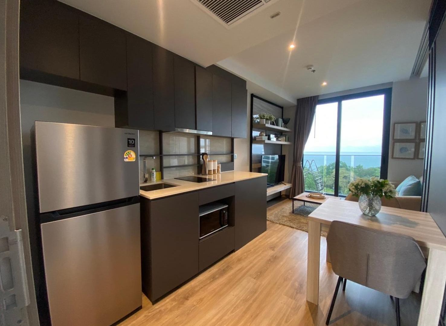 Sea View High Floor - Breathtaking Views อพาร์ทเม้น