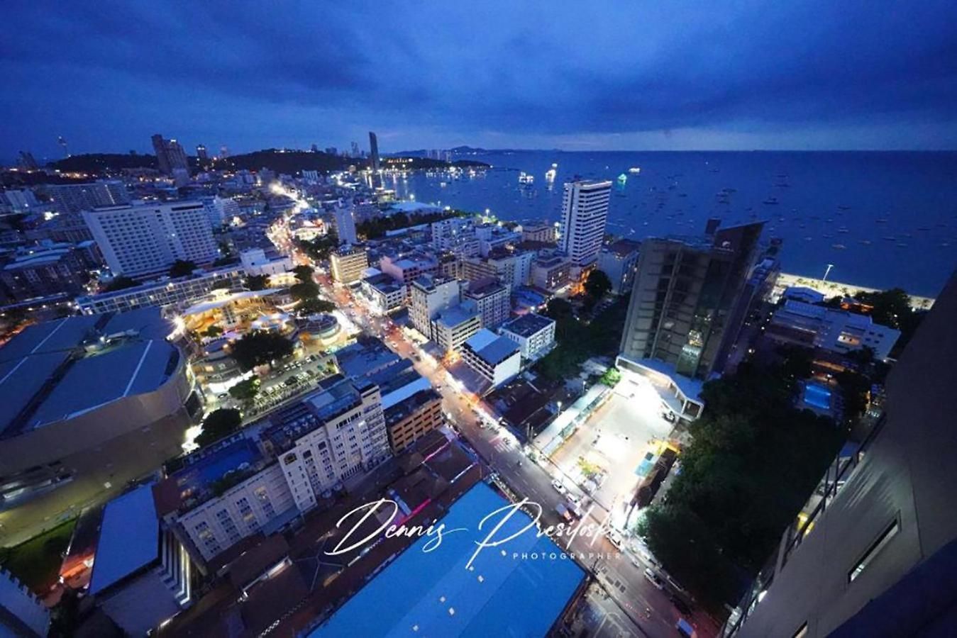Luxury Edge Seaview อพาร์ทเม้น *