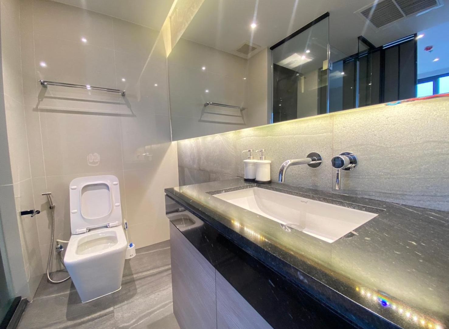 อพาร์ทเม้น Sea View High Floor - Breathtaking Views *