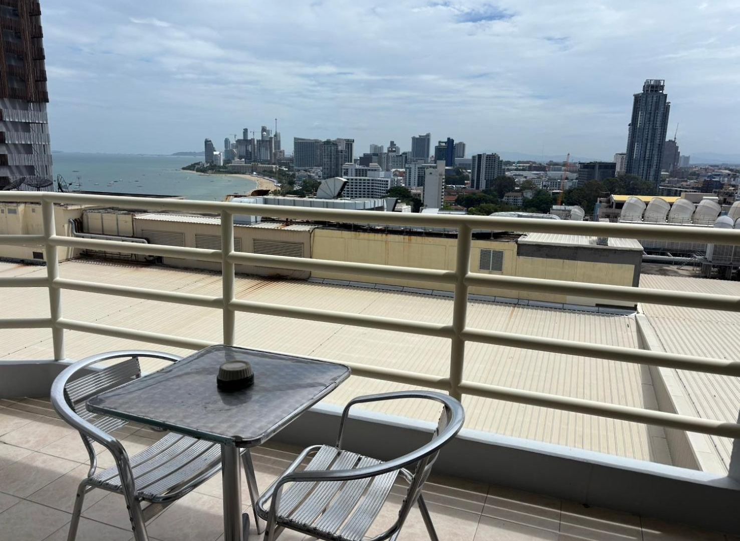 View Talay 6 By Anatolia อพาร์ทเม้น Pattaya