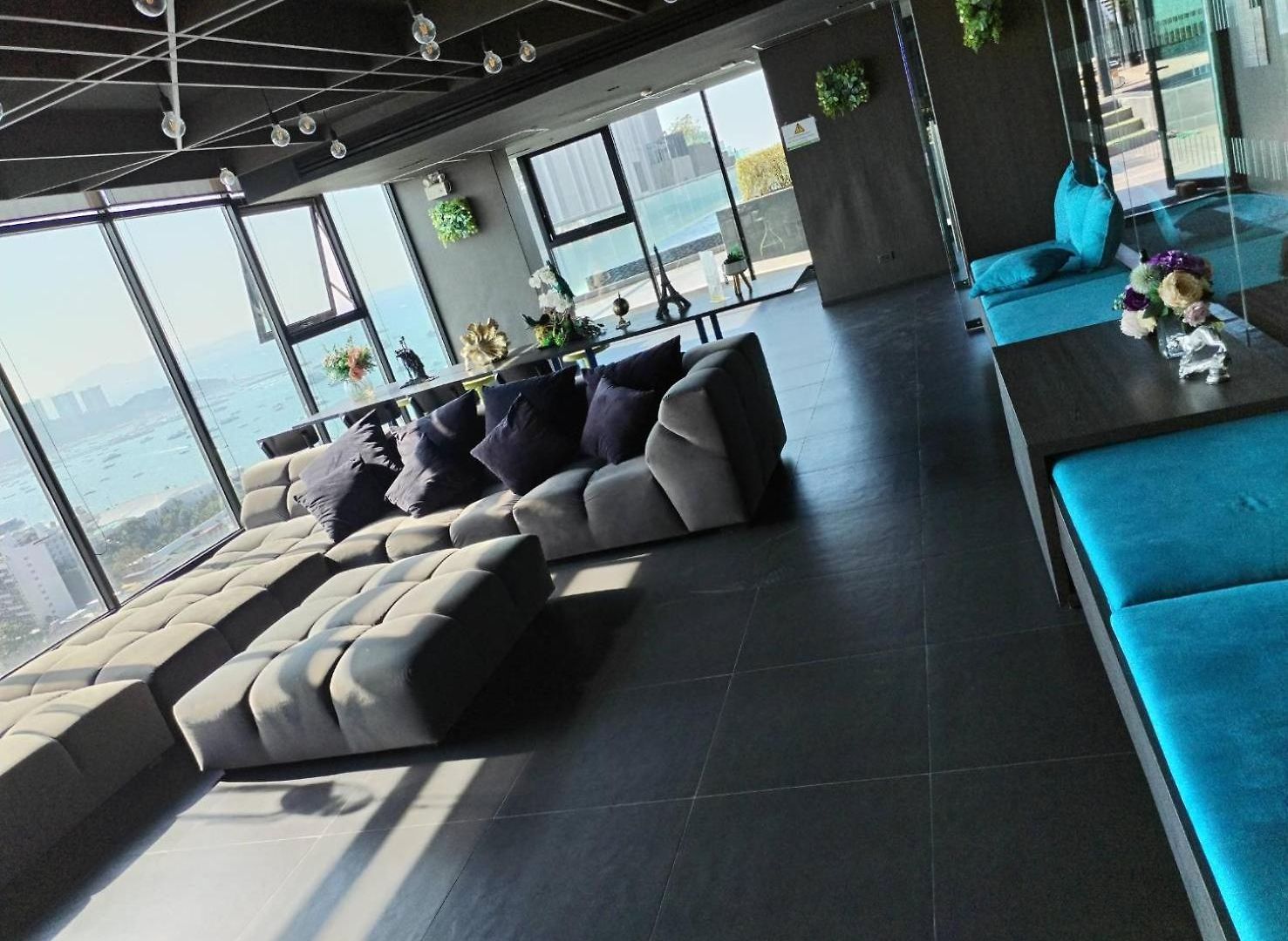 The Base By Uricity * Pattaya