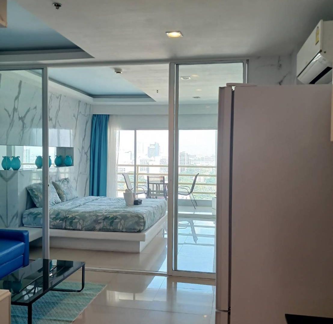 อพาร์ทเม้น View Talay 6 By Anatolia *