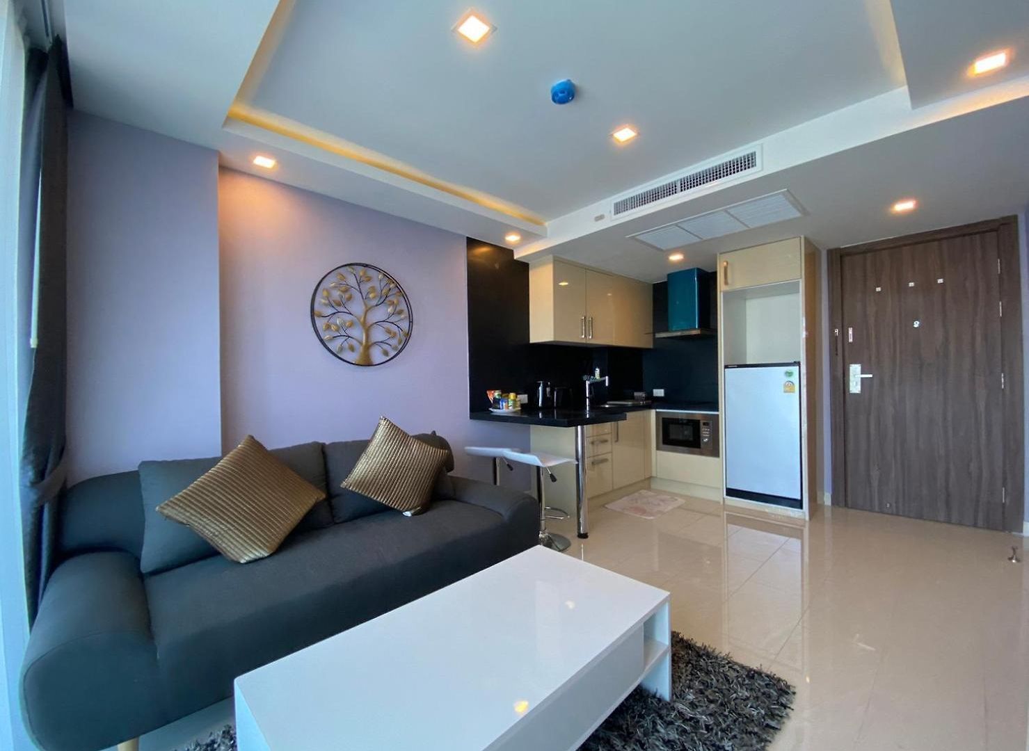 Grand Avenue X Monthstayz Thailand *