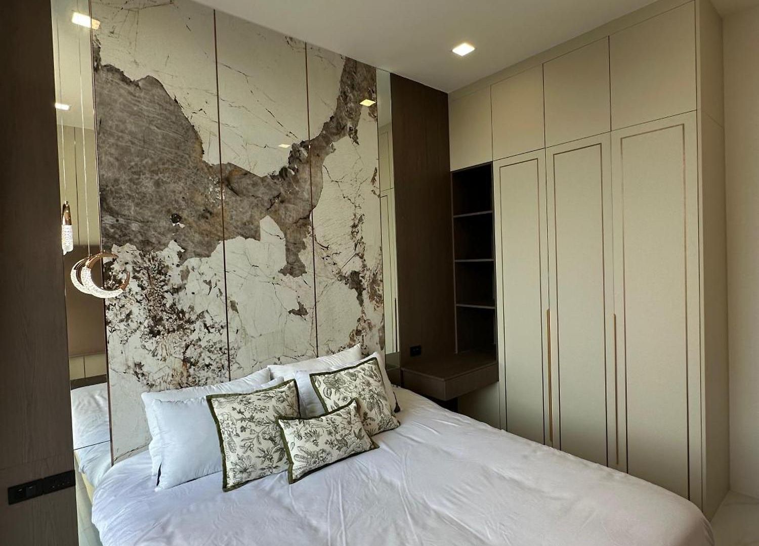 อพาร์ทเม้น Phratamnak Grand - Cozy Pattaya