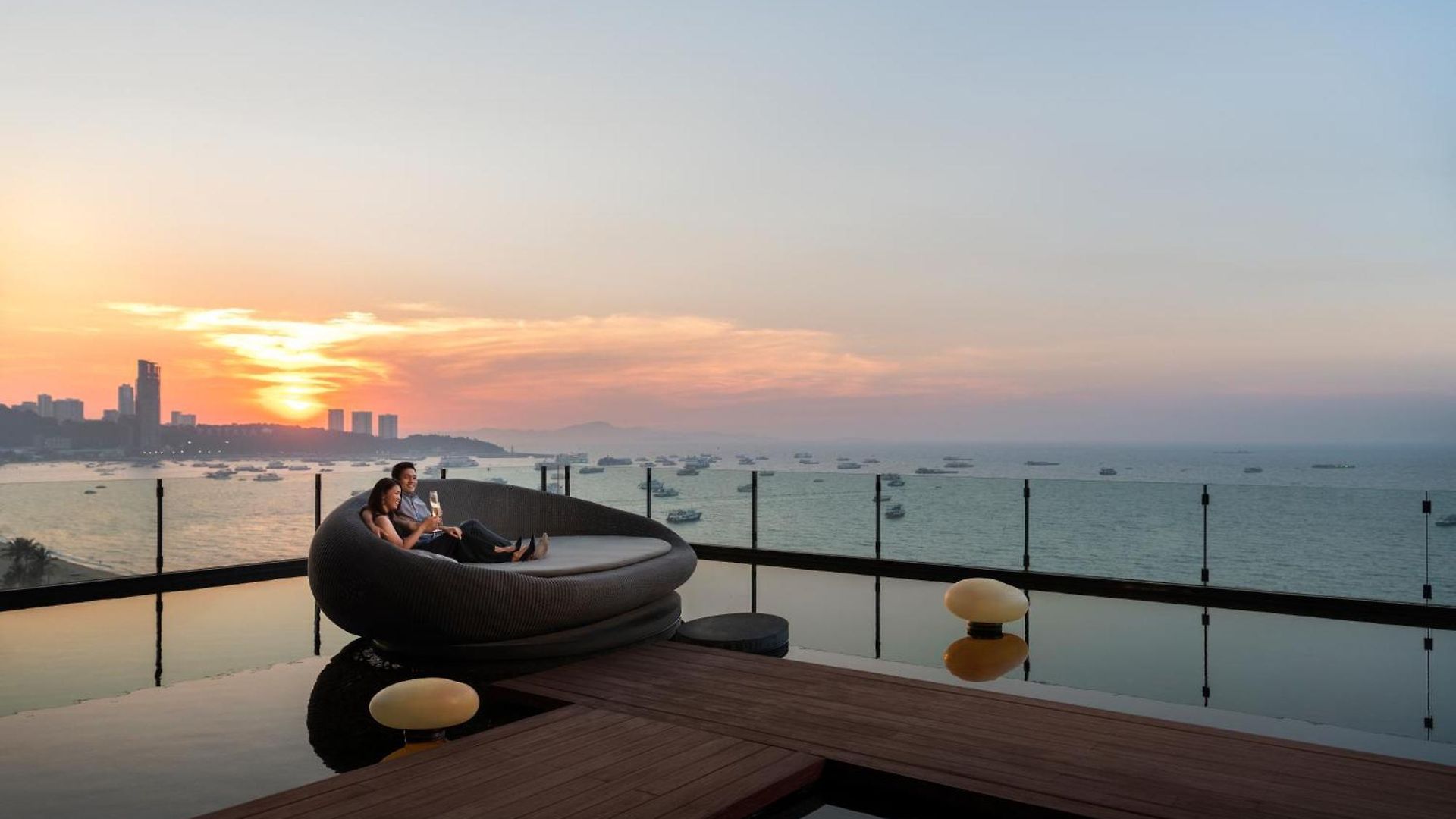 โรงแรมฮิลตัน พัทยา - Sha Extra รีสอร์ท