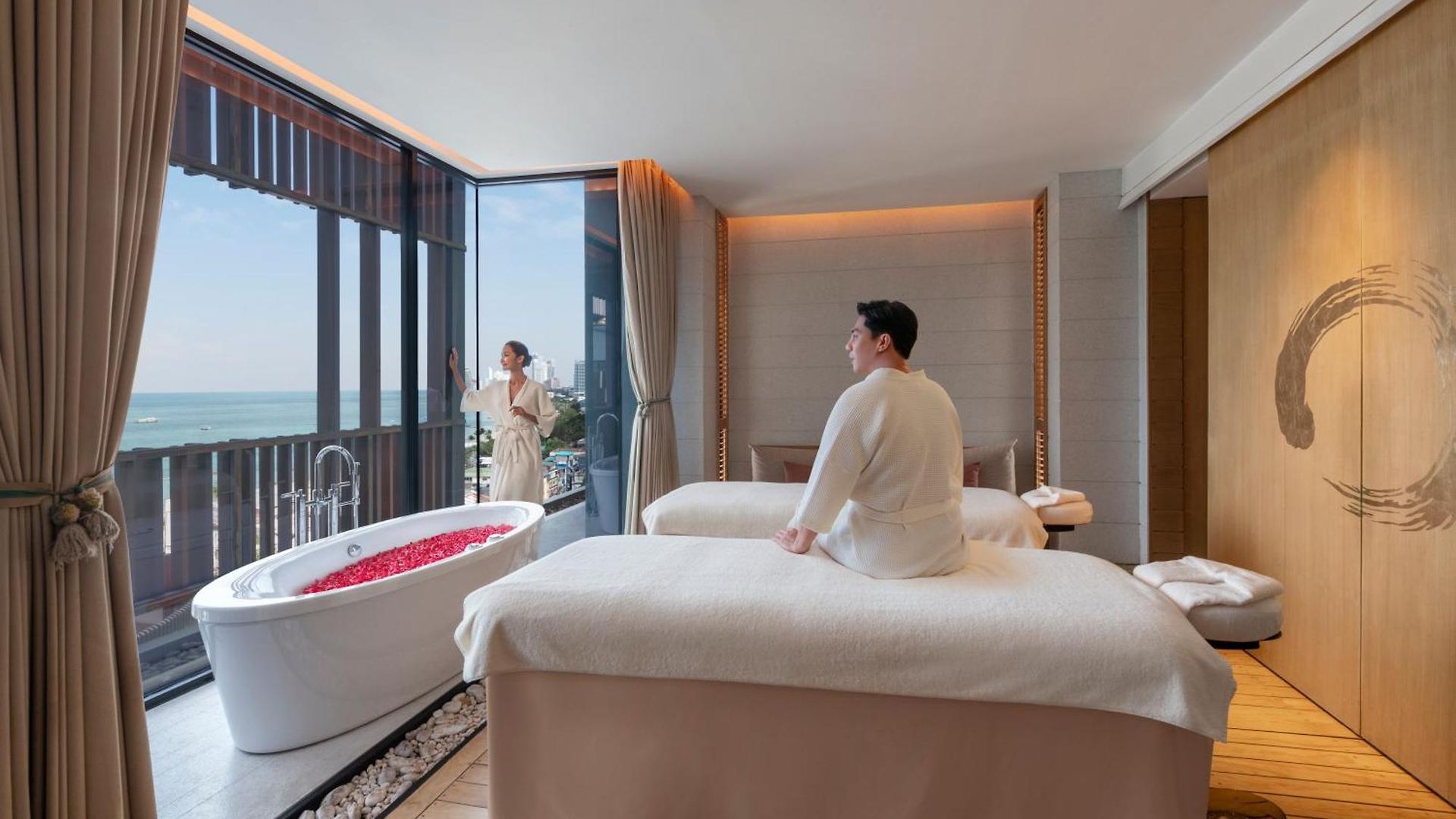 โรงแรมฮิลตัน พัทยา - Sha Extra รีสอร์ท Pattaya
