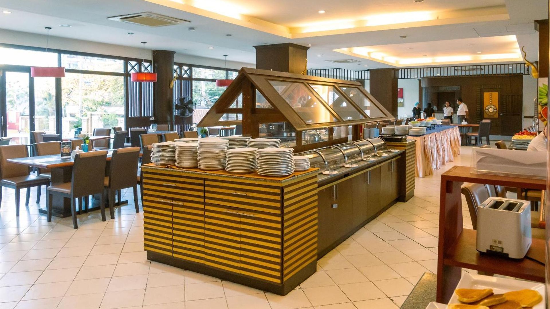 Mountain & Convention Center 4* Pattaya