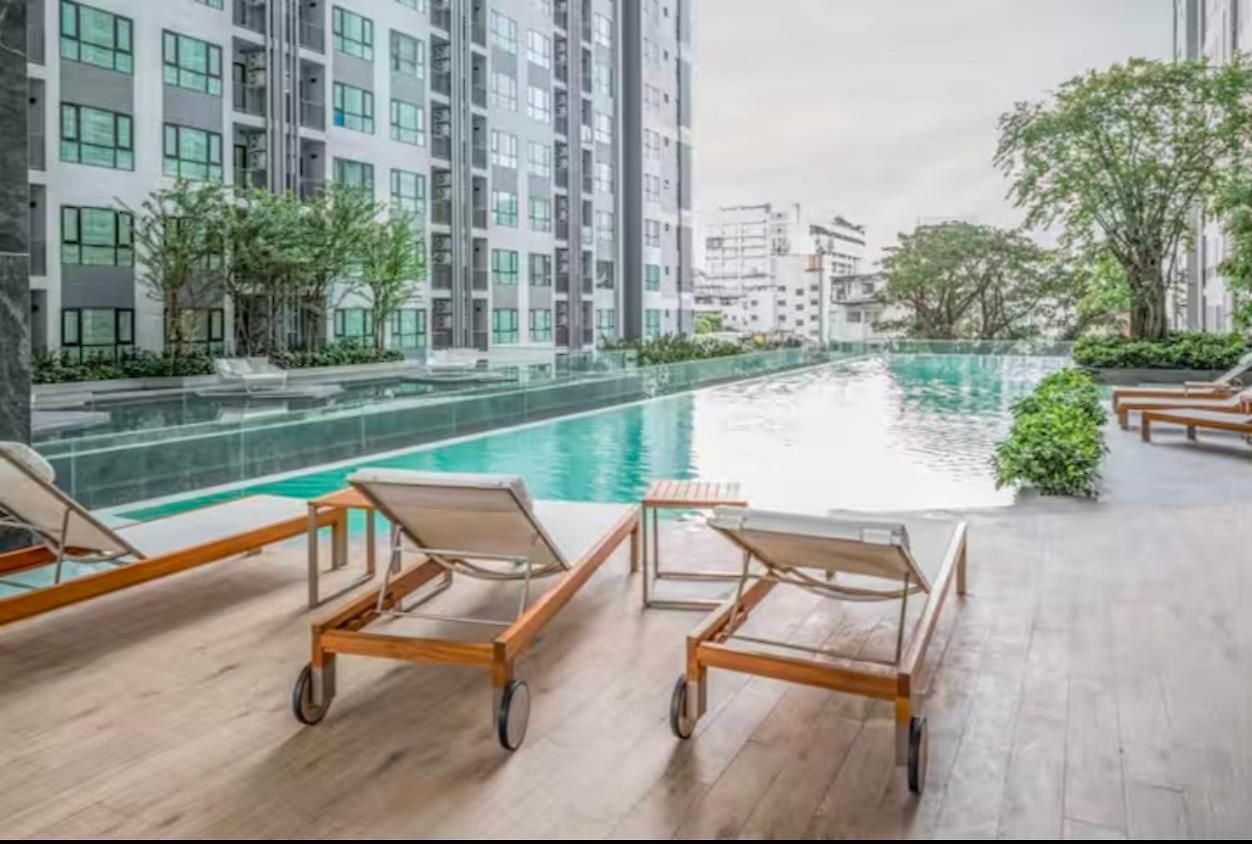 High Floor Sea View At The Base By 888 * Pattaya
