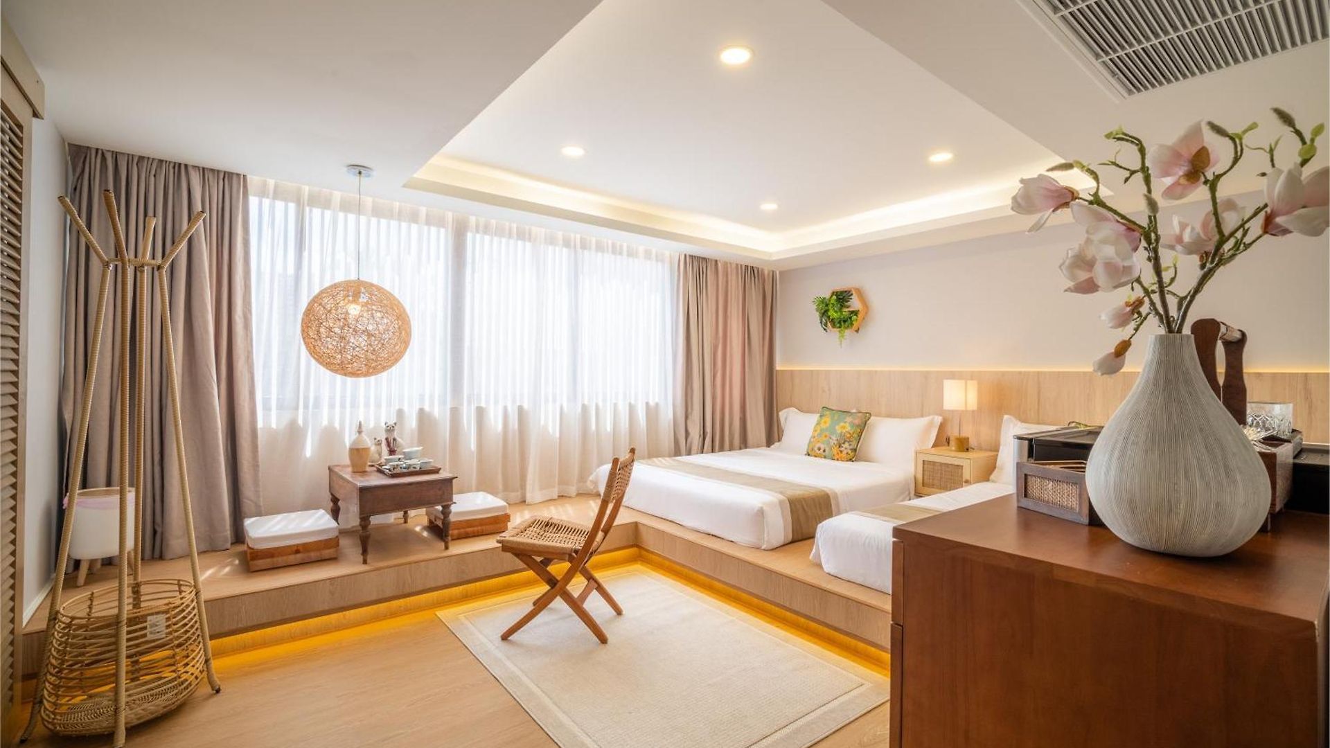 市中心近海6卧奢华泳池别墅alden Design Pool วิลล่า Pattaya