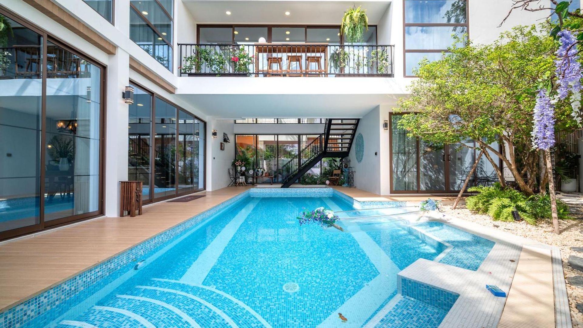 市中心近海6卧奢华泳池别墅alden Design Pool Pattaya