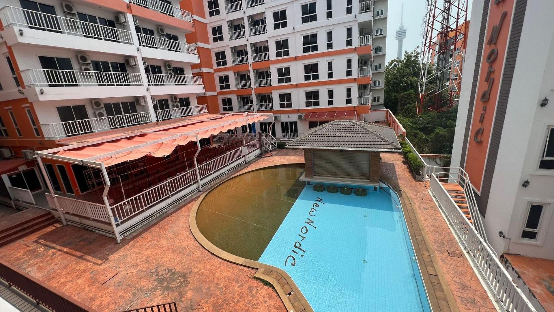 泰国芭提雅中天豪华酒店公寓近海滩 * Pattaya