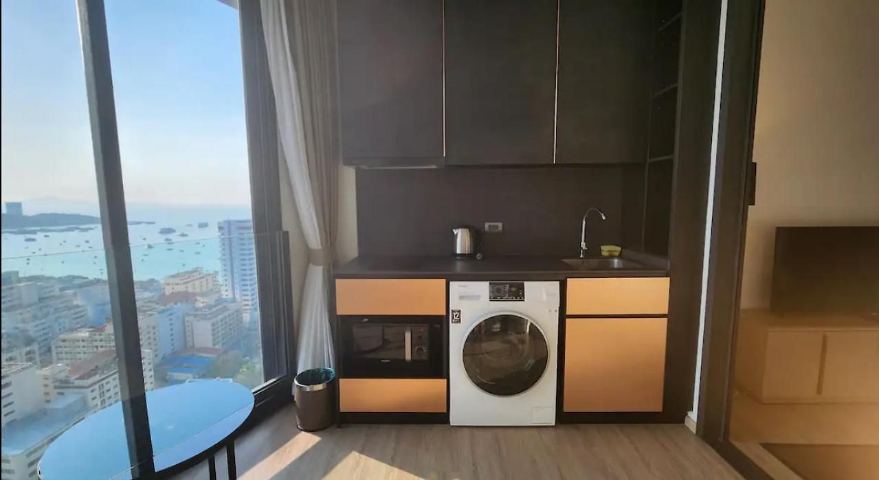 25edge芭提雅网红一居室公寓步行海滩 Pattaya