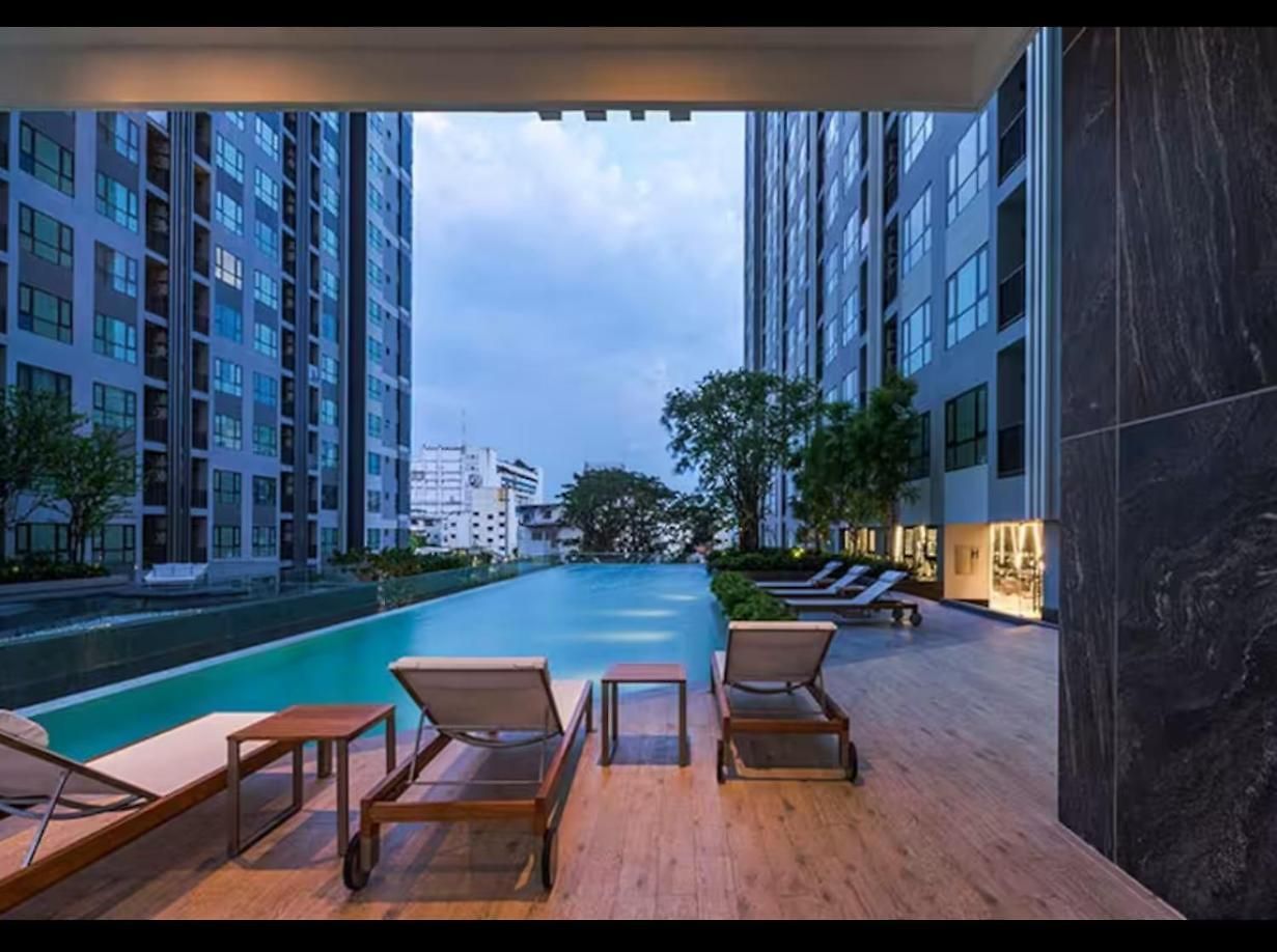 芭提雅市中心单卧室套房 门口海滩 商场 步行街 夜市 อพาร์ทเม้น Pattaya