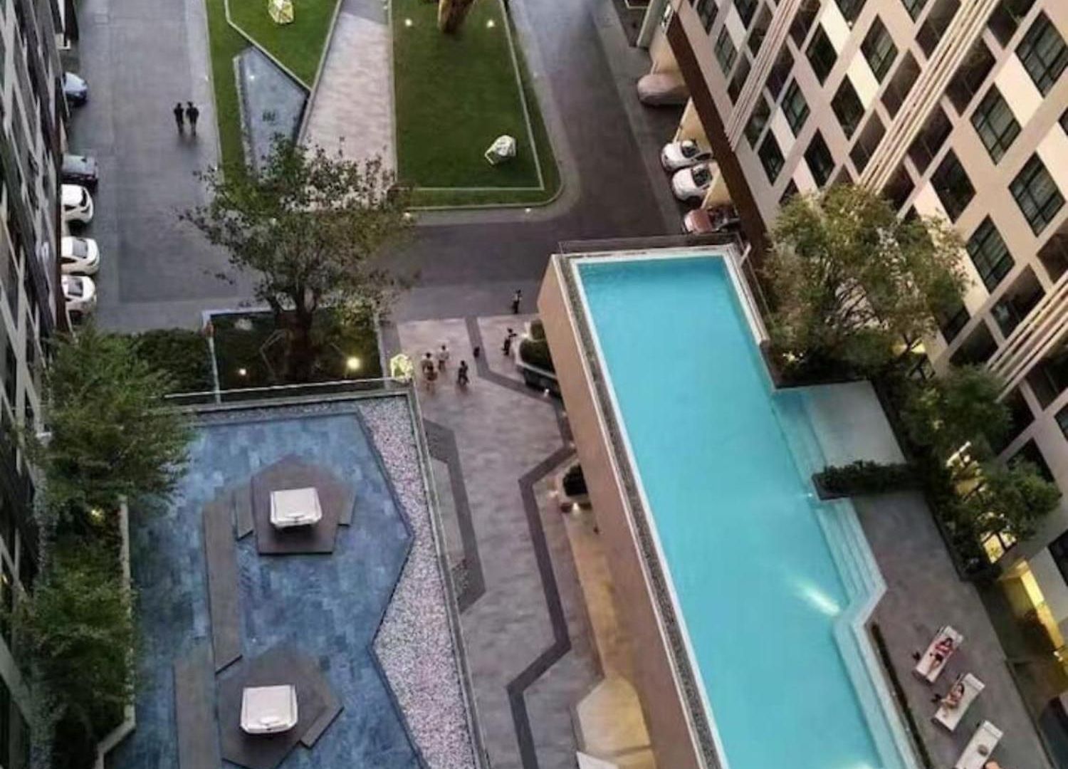 The Base海景网红无边泳池高速网络 繁华位置