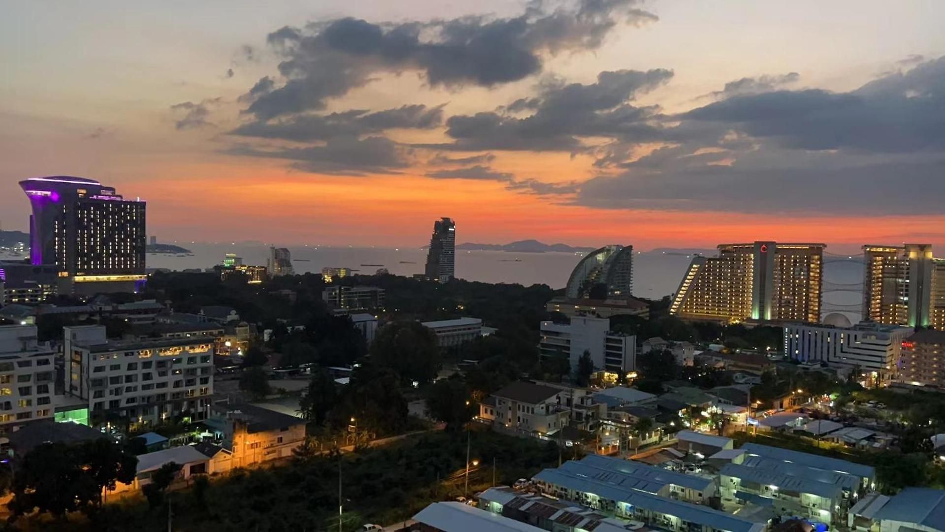 คอนโดวิวชายหาด Pattaya