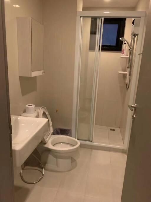 芭提雅市中心海景双卧室 步行街酒吧商场海滩步行几分钟可到 Pattaya