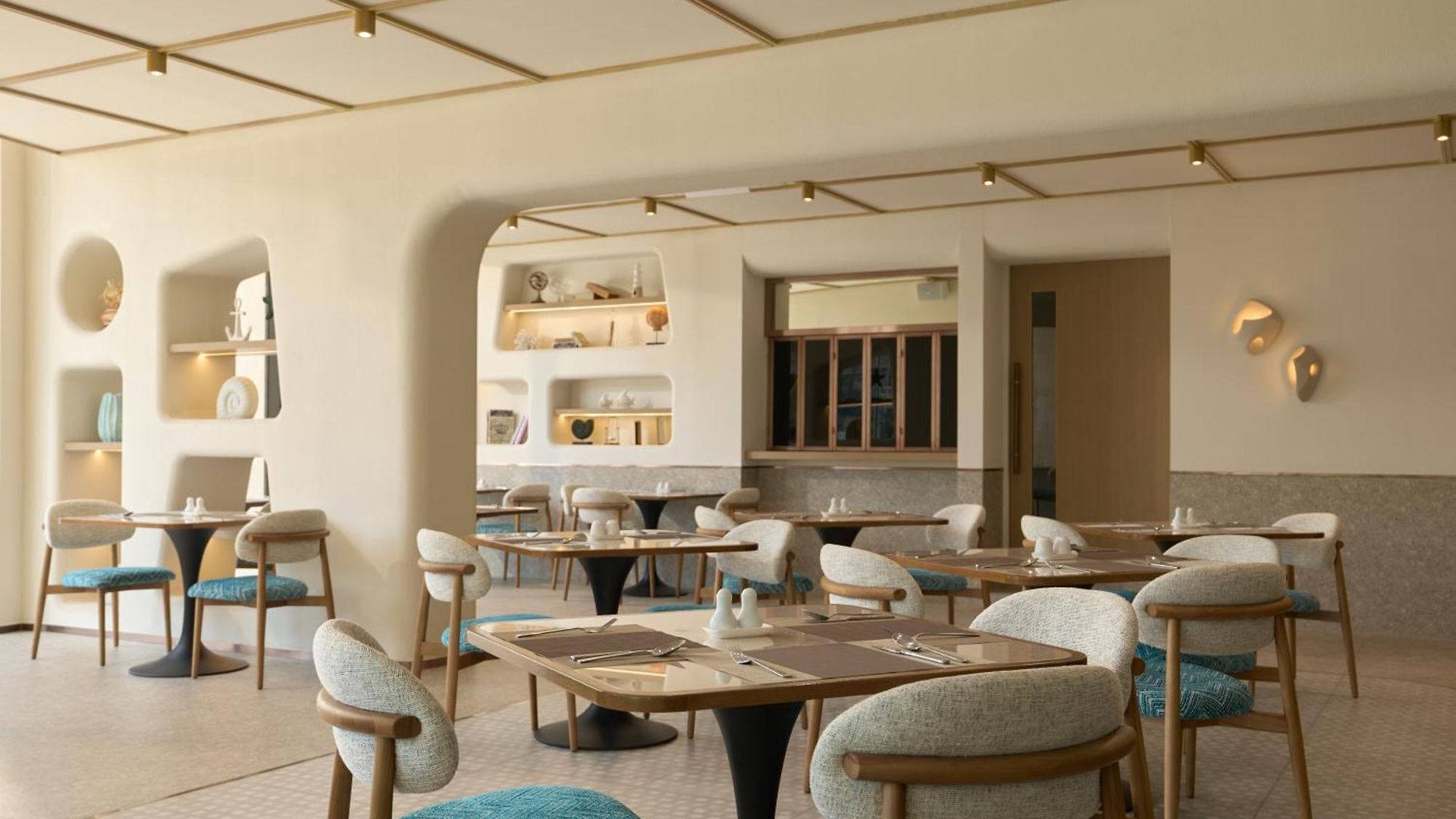 Marni โรงแรม 4*