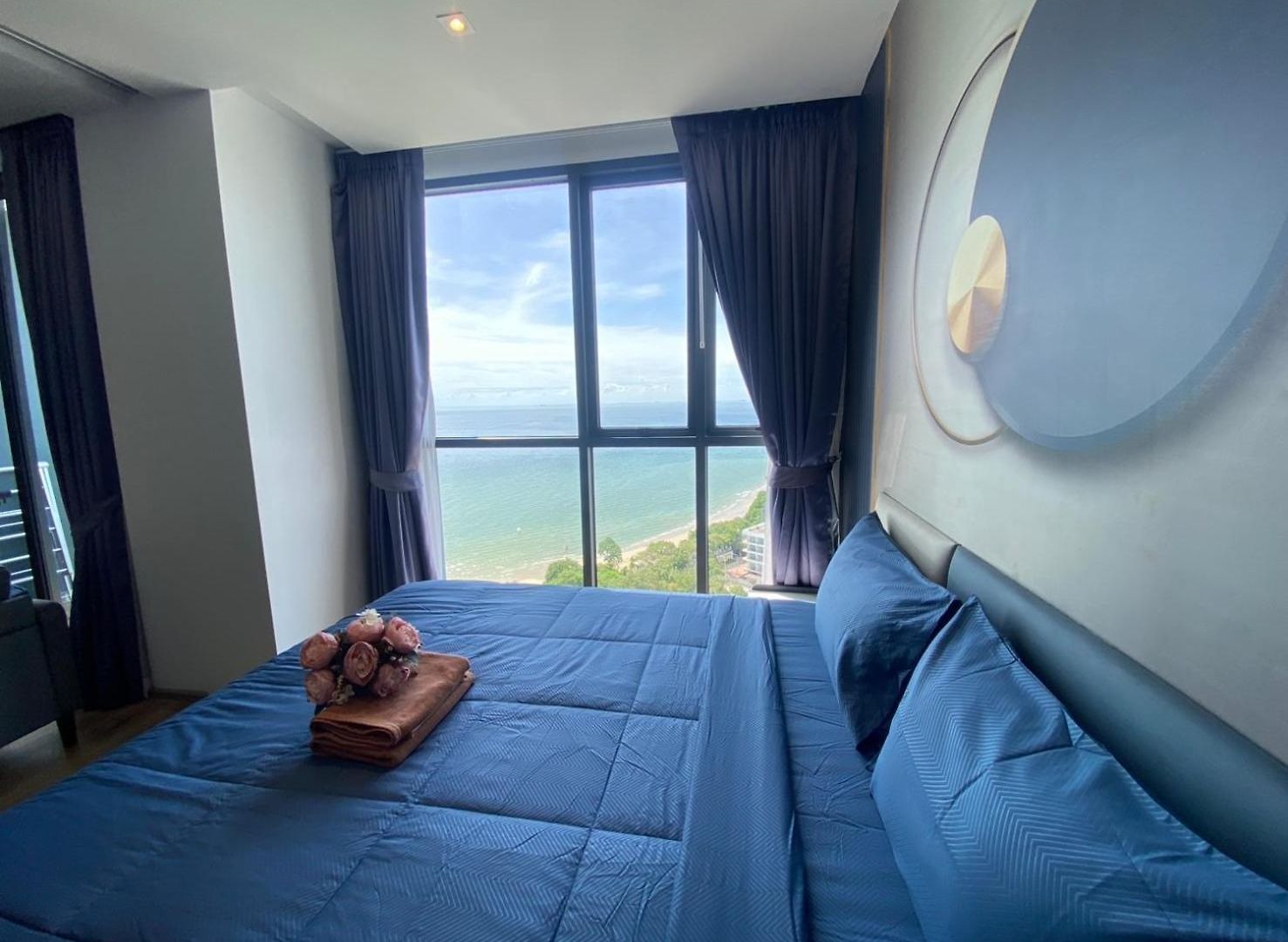 Sea View High Floor - Breathtaking Views อพาร์ทเม้น Pattaya