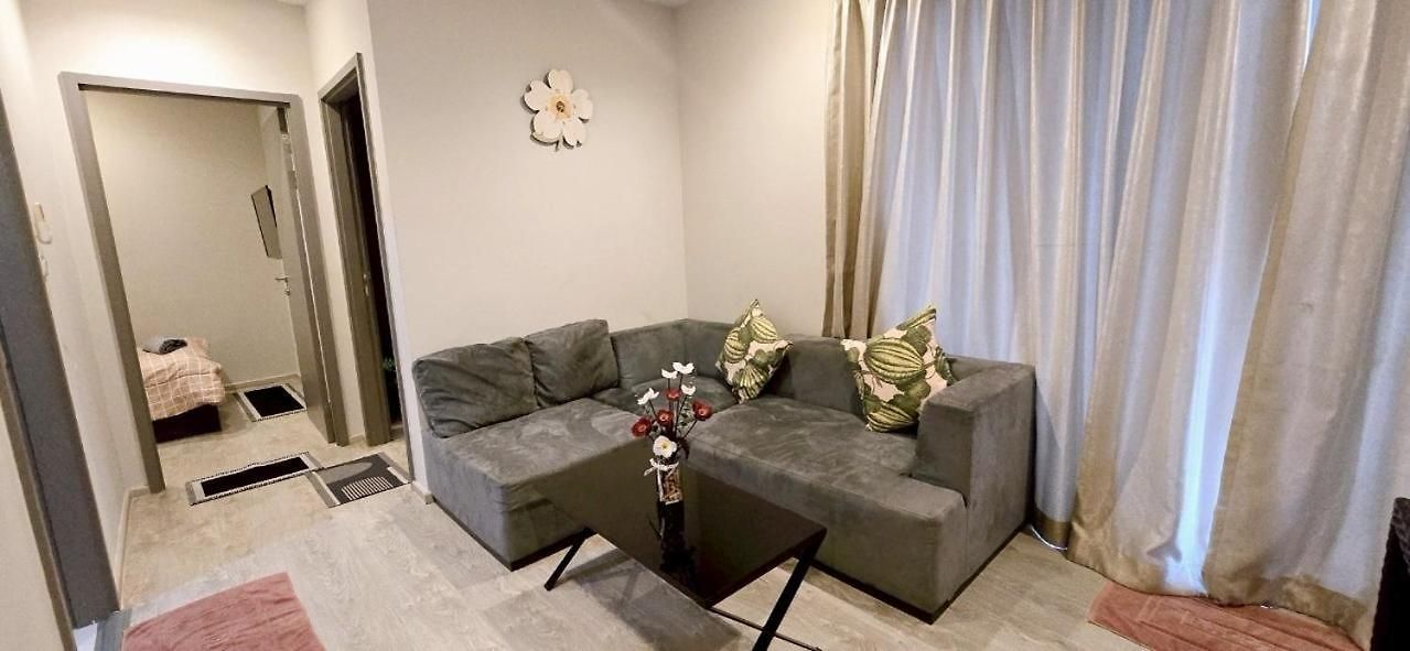 The Base Pool View Fast Wifi 5 Min Walk To By Lees Pattaya