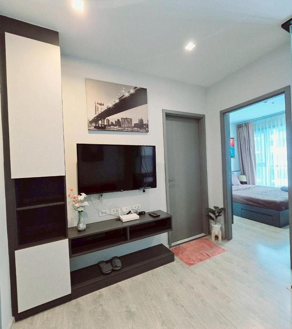อพาร์ทเม้น The Base Pool View Fast Wifi 5 Min Walk To By Lees Pattaya
