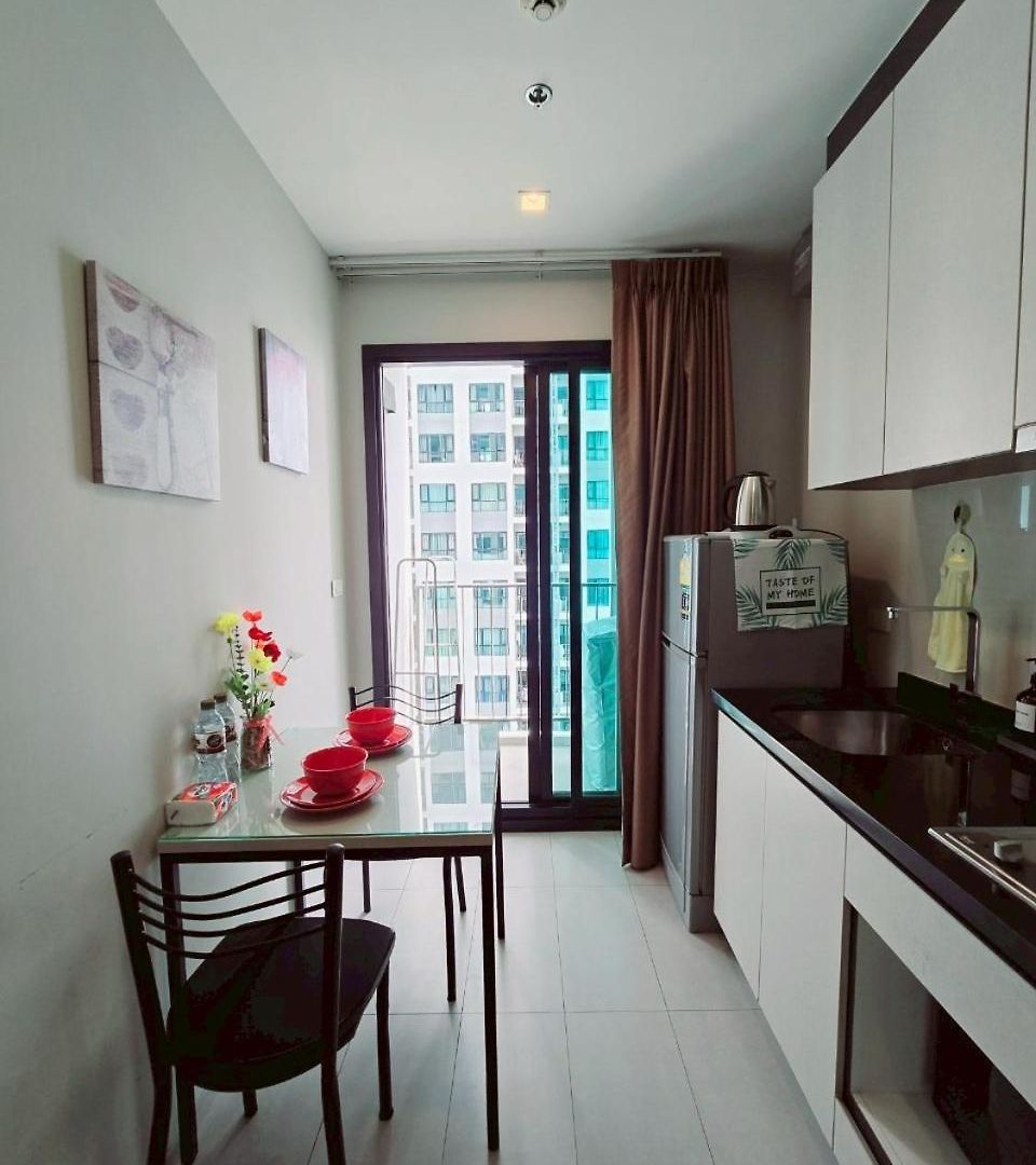 The Base Pool View Fast Wifi 5 Min Walk To By Lees * Pattaya