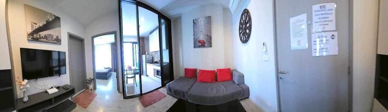 The Base Pool View Fast Wifi 5 Min Walk To By Lees อพาร์ทเม้น Pattaya
