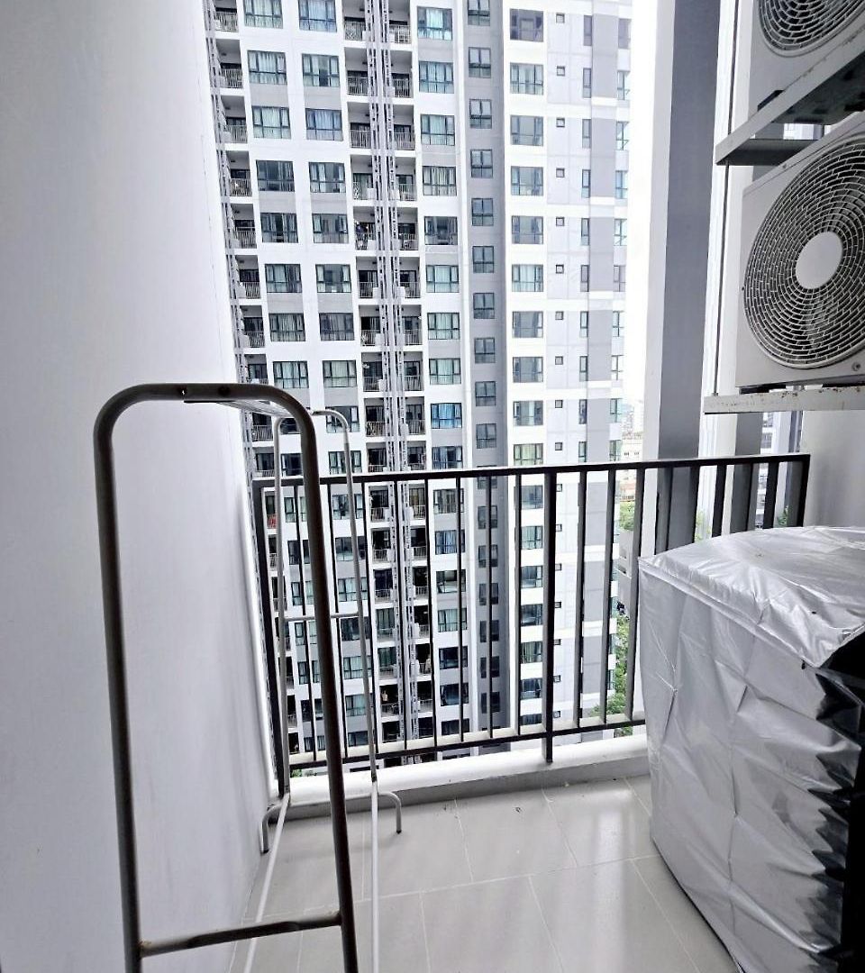 The Base Pool View Fast Wifi 5 Min Walk To By Lees อพาร์ทเม้น Pattaya