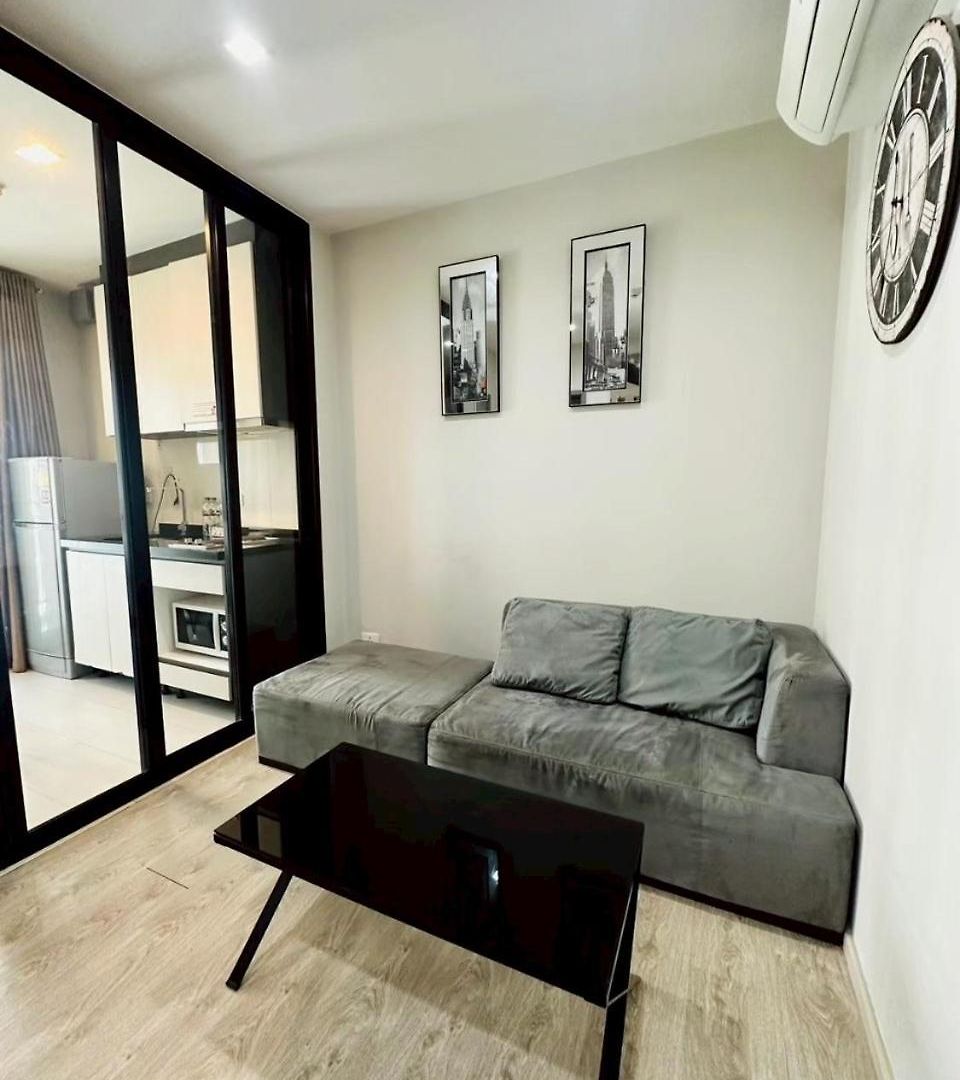 The Base Pool View Fast Wifi 5 Min Walk To By Lees Pattaya