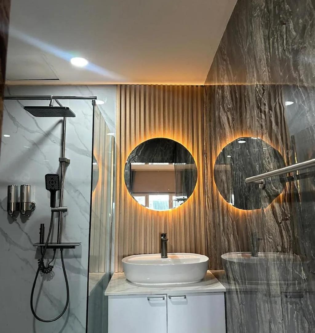 Puttaya Glow Hotel