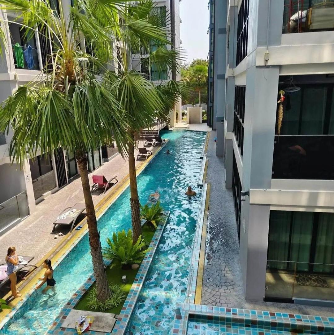 อพาร์ตโฮเทล Siam Tropical Garden *