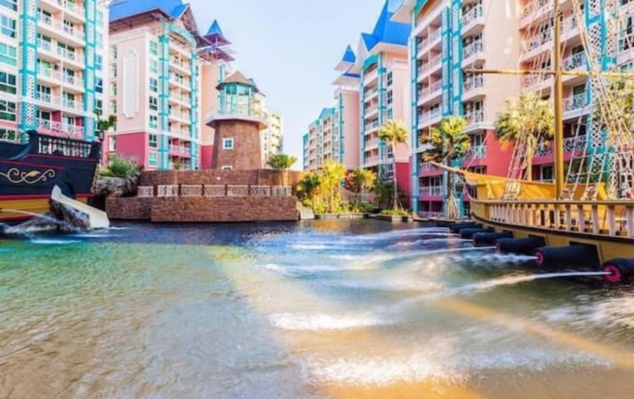 Grande Caribbean Byrichly โรงแรม Pattaya