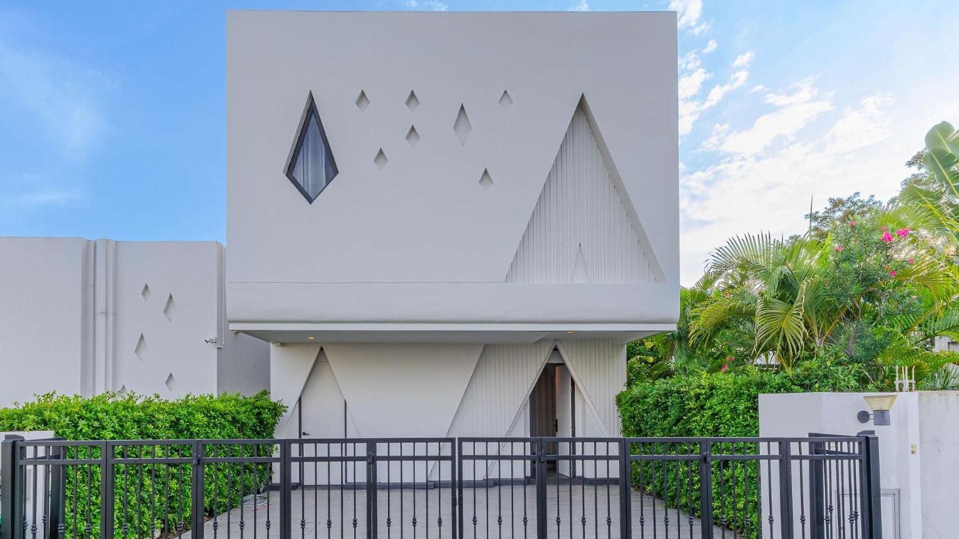 Villa Center Pool Villa&near Walking Street Pattaya