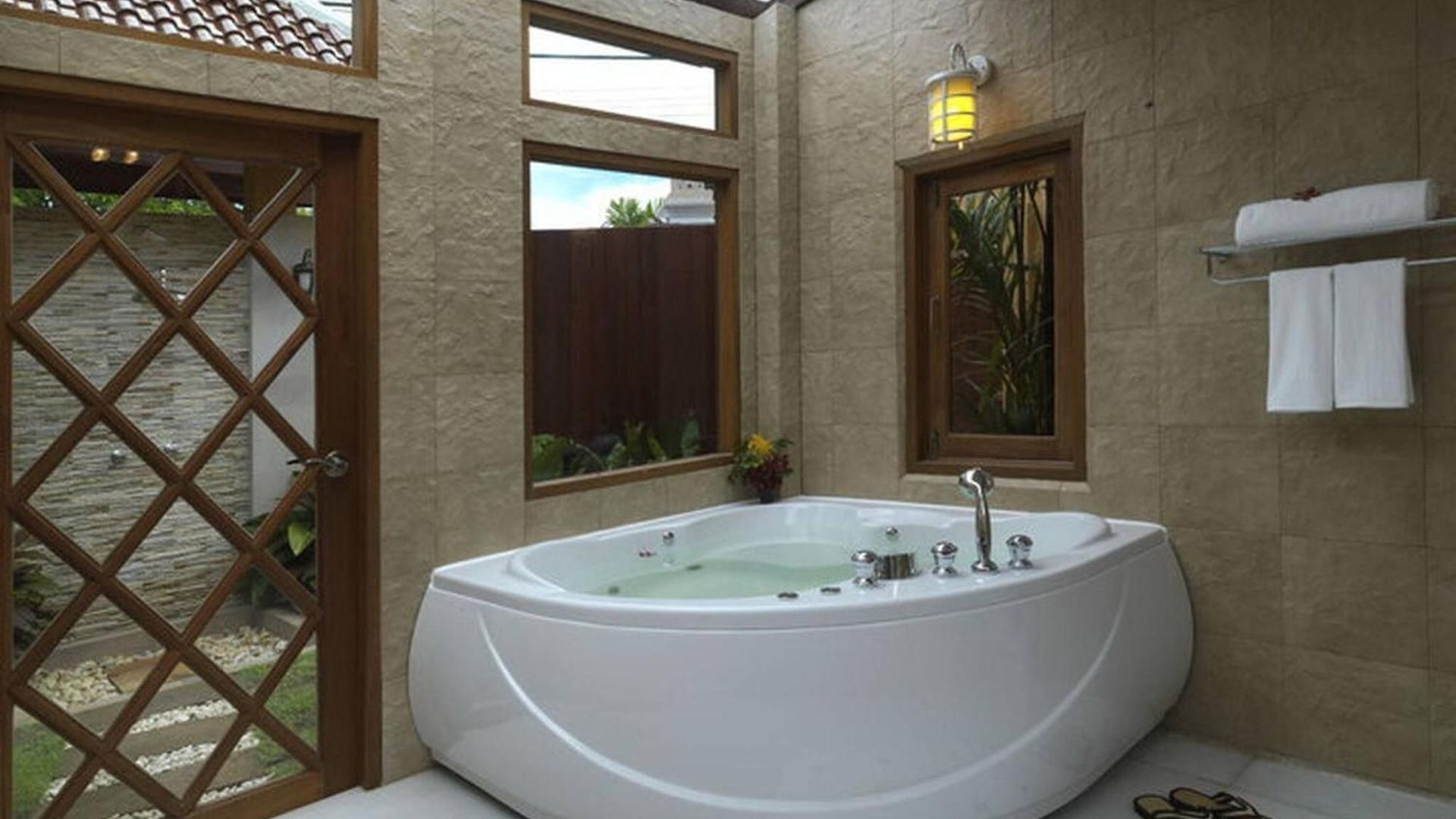 วิลล่า Exclusive Balinese Pool In