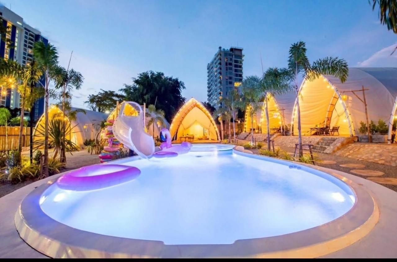 ที่ตั้งแคมป์ Kingdom Glamping