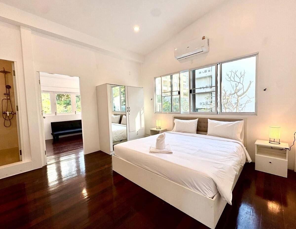 Sunset 30m To 4br วิลล่า Pattaya