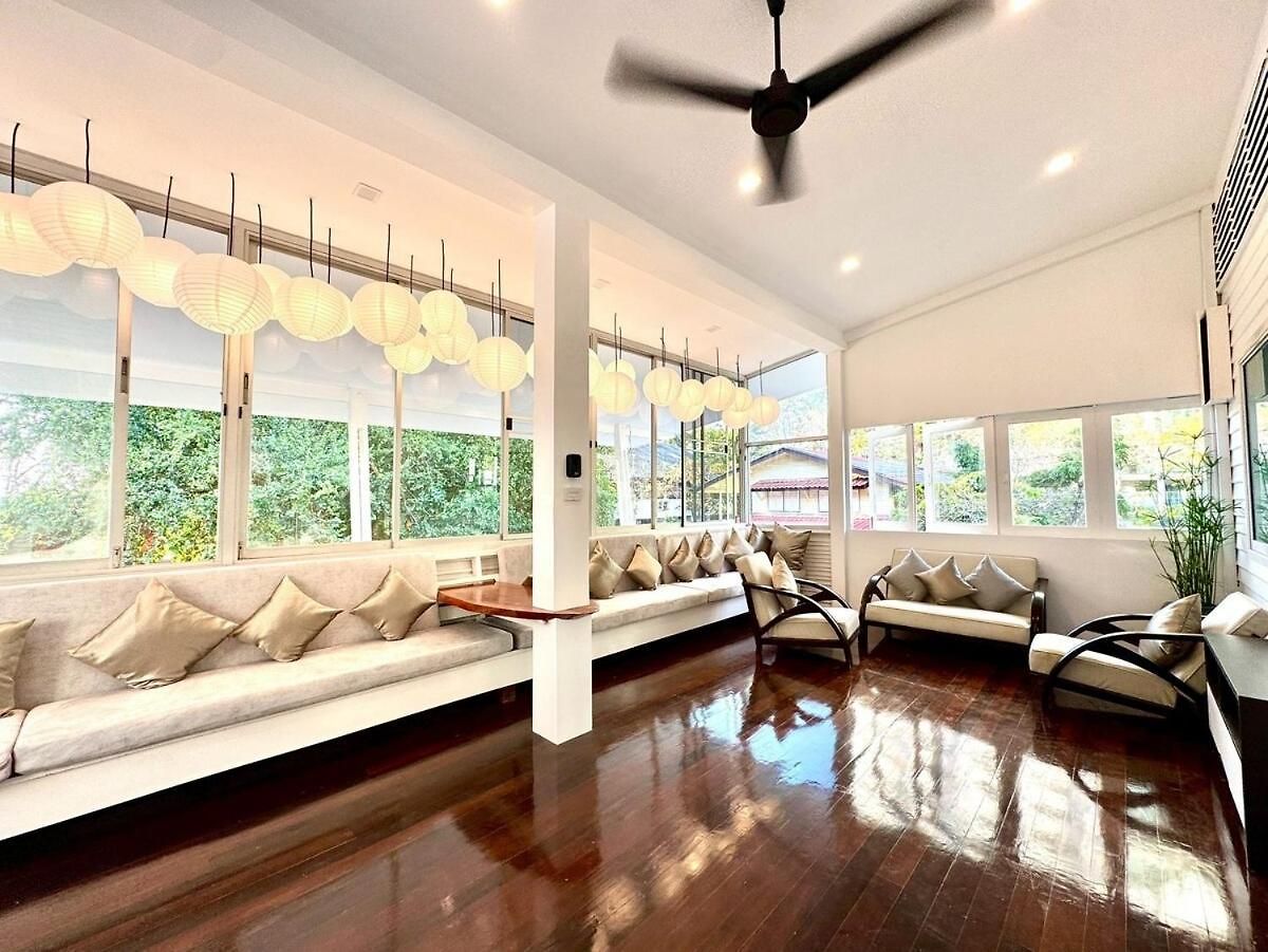 Sunset 30m To 4br * Pattaya