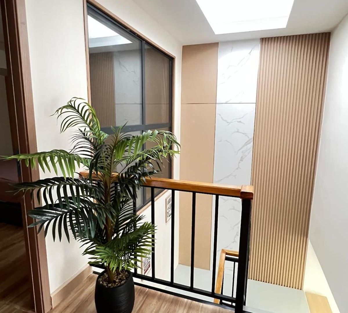 Luxury Townhouse With 3 Bedrooms And 3 Bathrooms In The Center Pattaya