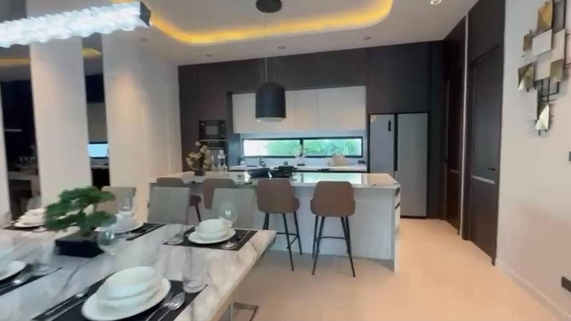 5-bed Luxury Pooljacuzzi 5 Min To Walkingst วิลล่า Pattaya