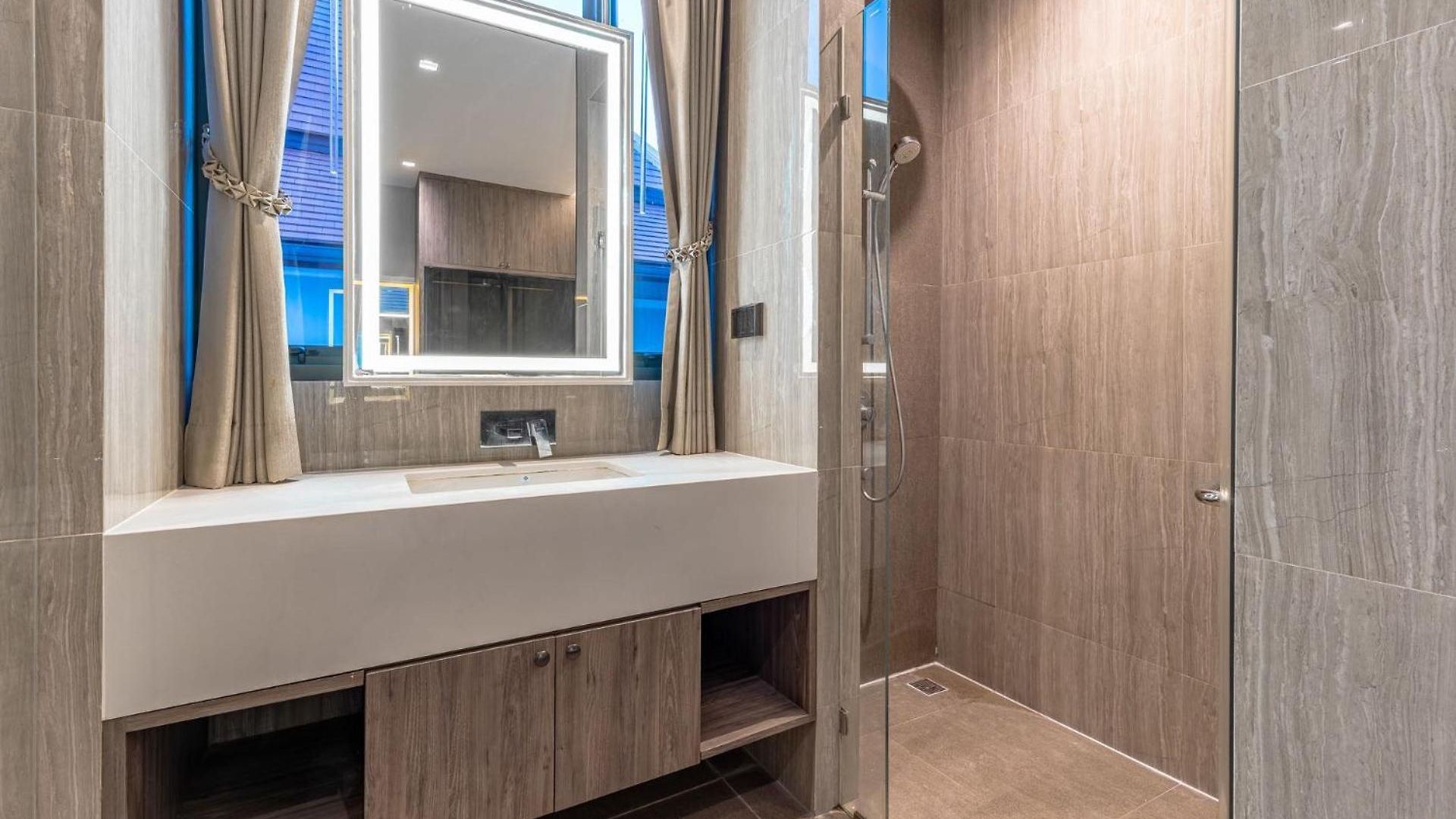 Center Pool Villa&near Walking Street Pattaya
