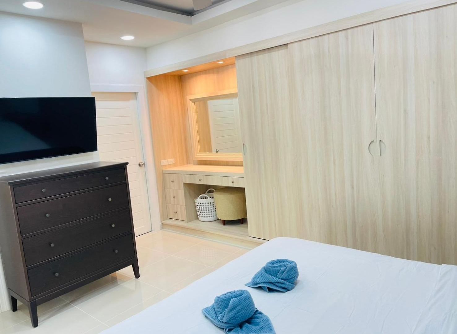 3br Pool Access Patumnak Hill วิลล่า *