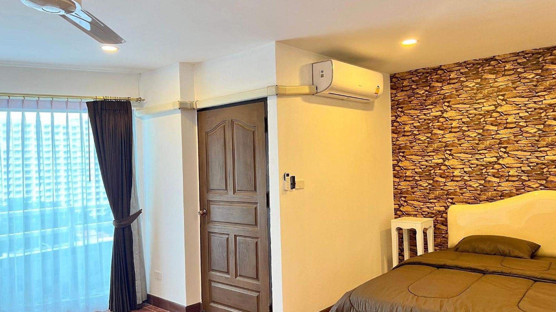 Stylish 1br Sea-view - 2 Balconies - View Talay 1 Jomtien * Pattaya