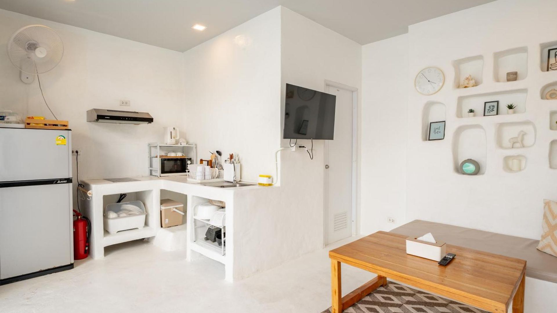 Sava House, Koh Larn *