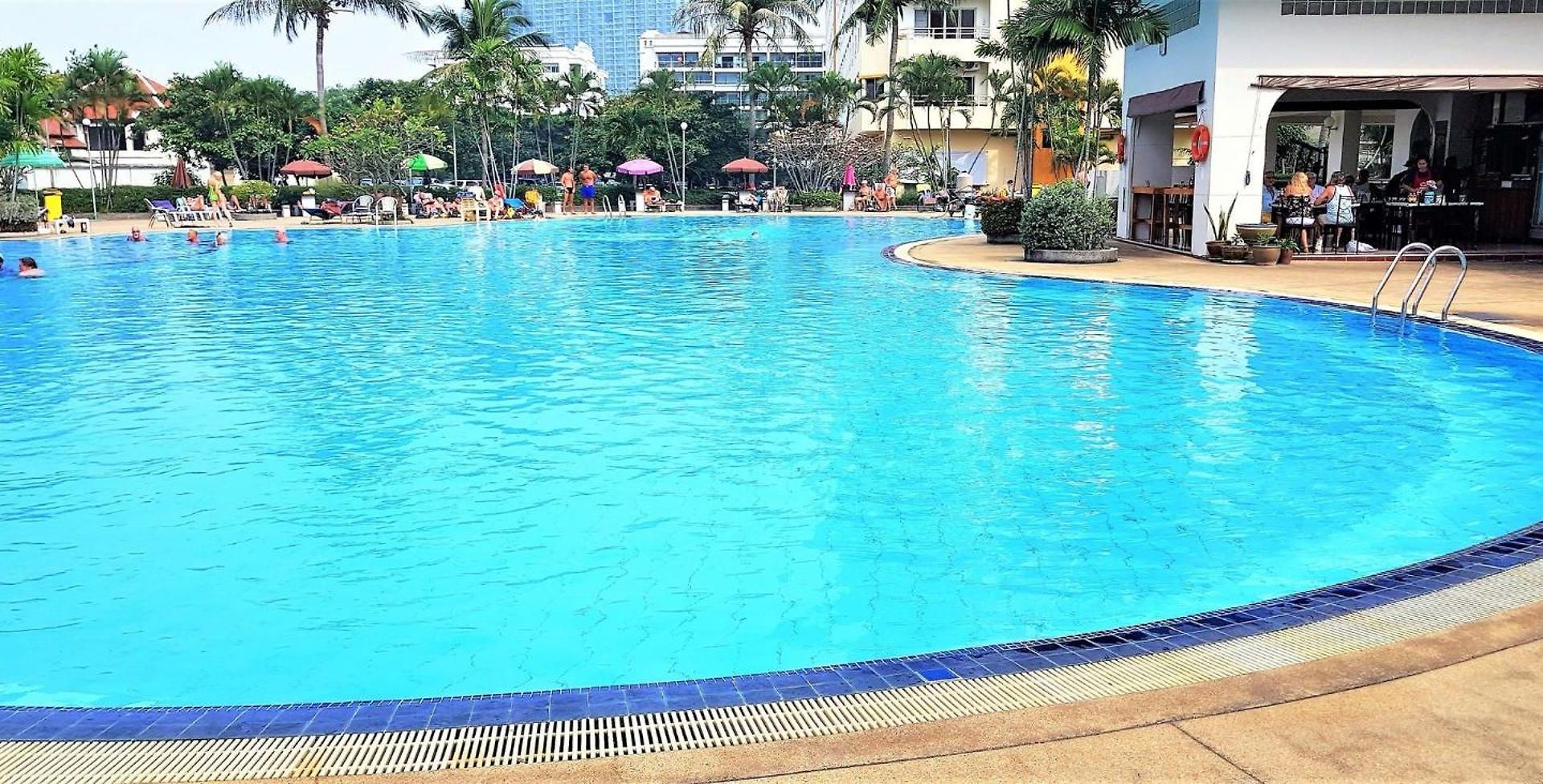 Stylish 1br Sea-view - 2 Balconies - View Talay 1 Jomtien