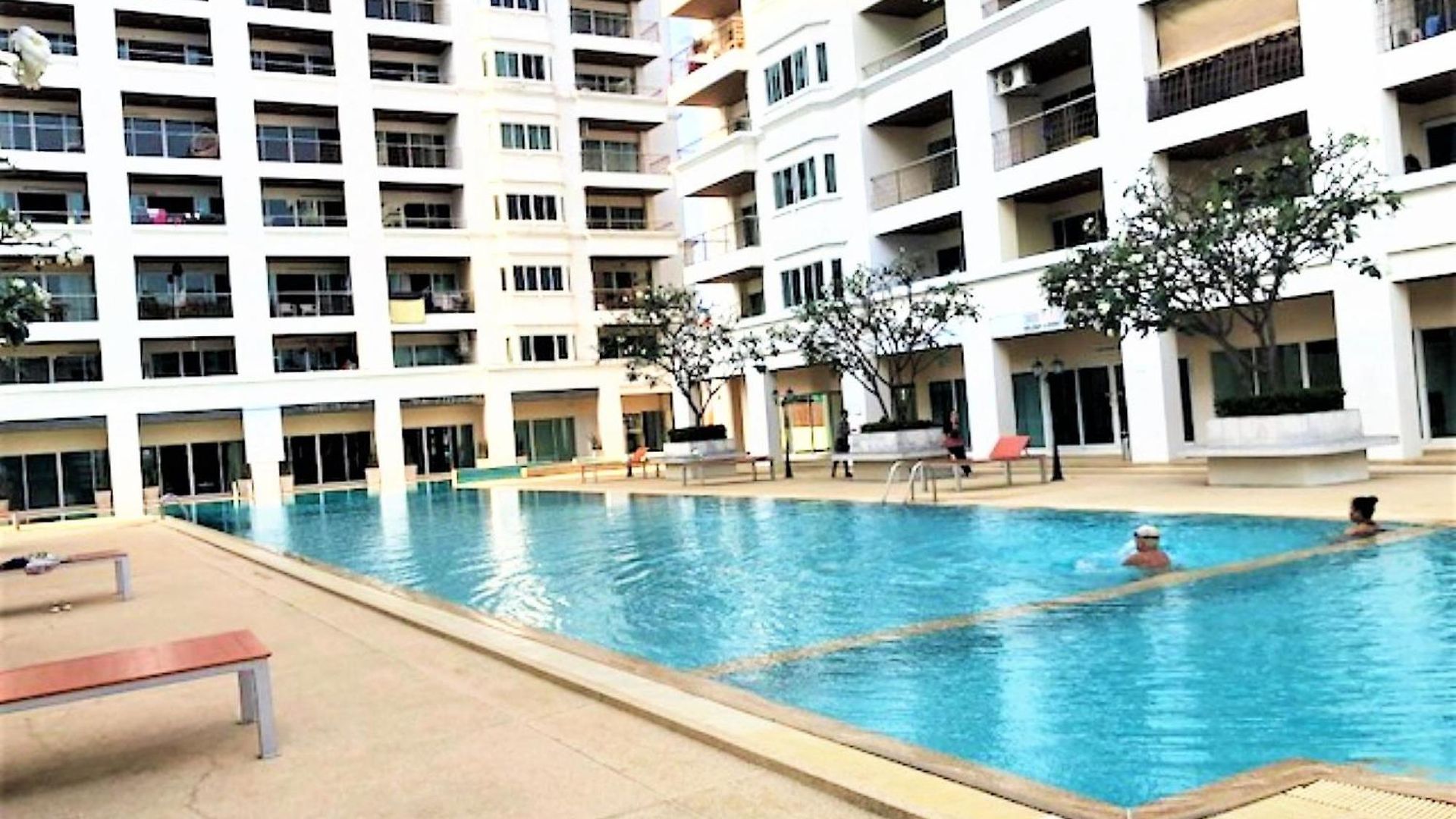 1-bedroom Pool-view With Large Balcony - Jomtien Pattaya