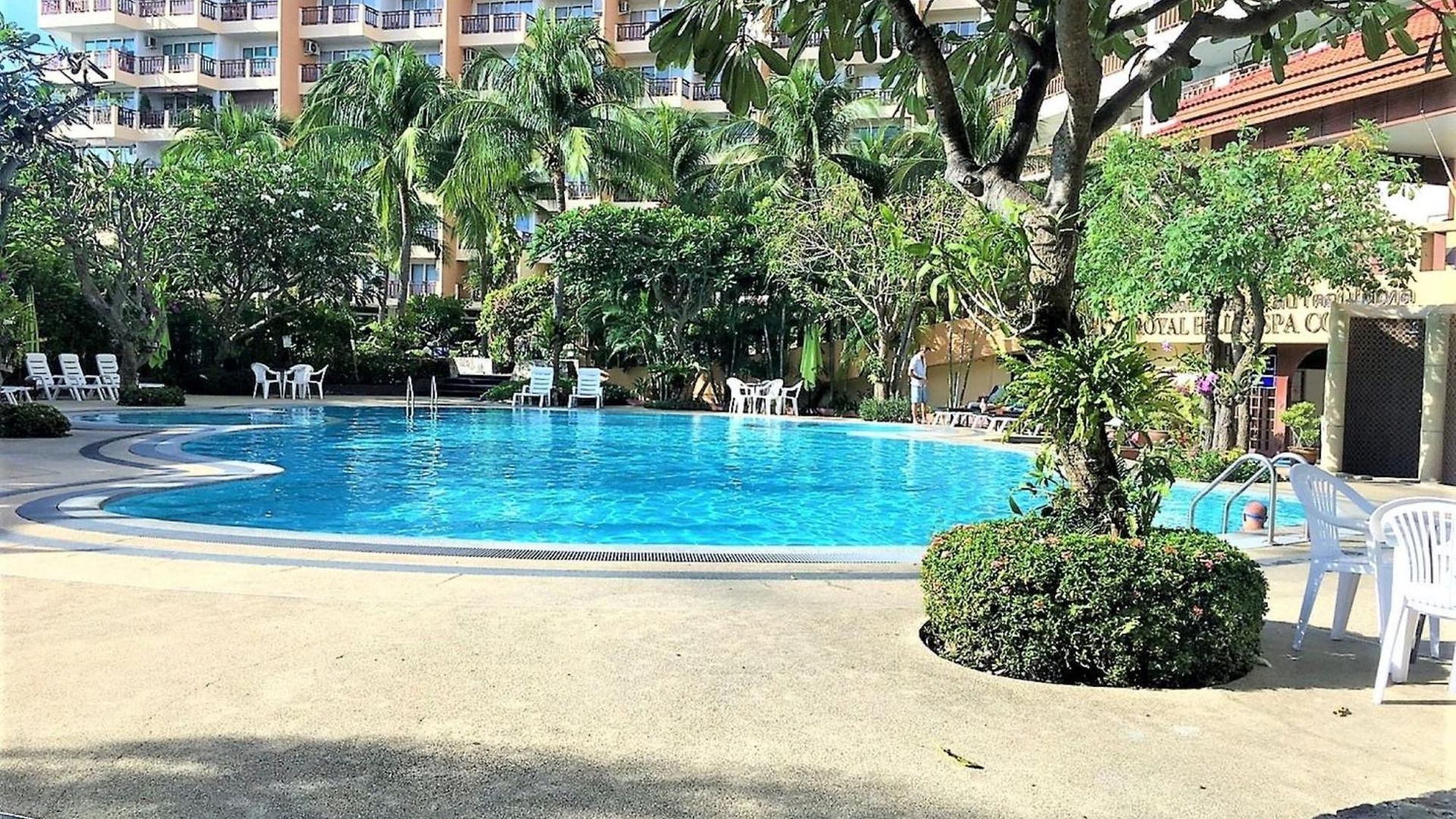 Spacious 2br - 3 Balconies Views วันหยุดที่บ้าน Pattaya